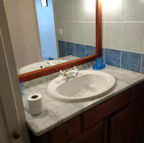 Front De Dans Luxe Securisee 아파트